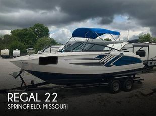 2016 Regal FasDeck 22 ESX