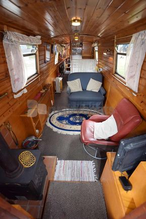 Saloon aft