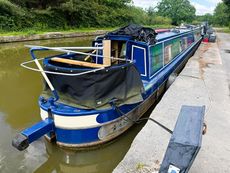 Squeak By - 69' Black Prince Cruiser Stern