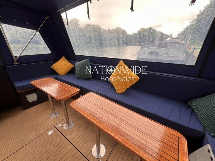 70ft by 14ft Hybrid Widebeam Cruiser