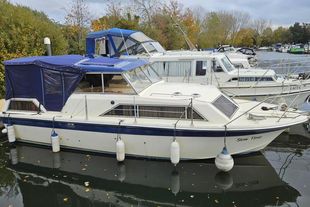 1983 Fairline Mirage 29 Aft Cabin