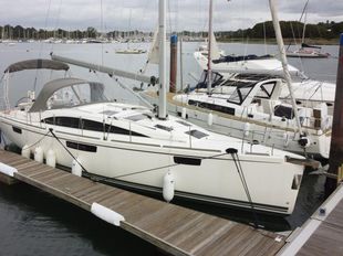 2020 Bavaria Vision 42