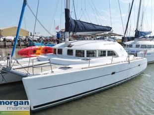 2004 Lagoon  380