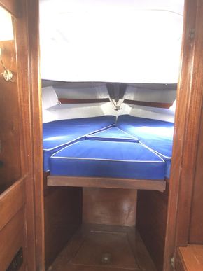 Forward Cabin with insert
