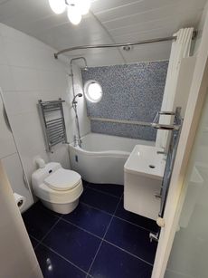 60ft Orchard Marine Widebeam - The Unicorn