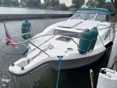 1995 Bayliner 3255 Avanti