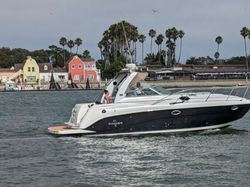 2006 Rinker 320 Express Cruiser