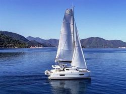 2016 FOUNTAINE PAJOT LUCIA 40