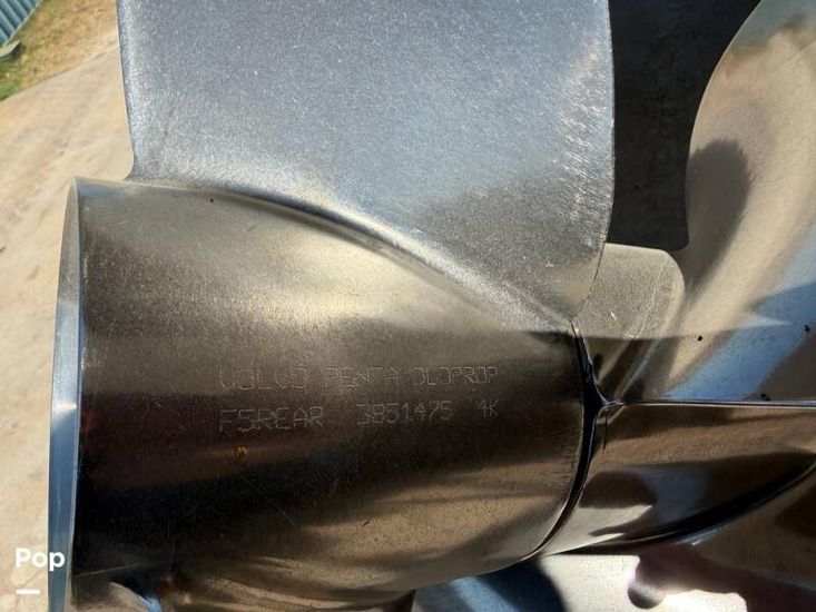 2005 Crownline 240 ex