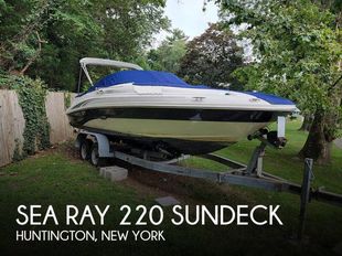 2002 Sea Ray 220 Sundeck