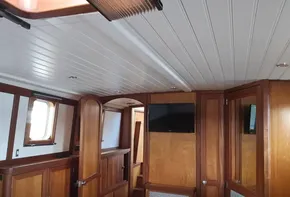 Wolstenholme cruising barge for sale with BJ Marine