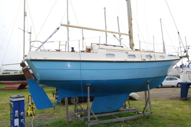 1972 Halcyon Clipper 27