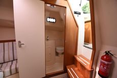 2011 Rodman 810
