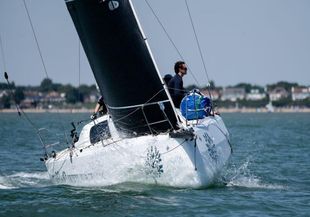 2022 Jeanneau Sun Fast 3300