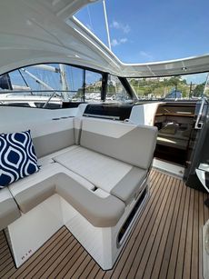 2019 Jeanneau Leader 33