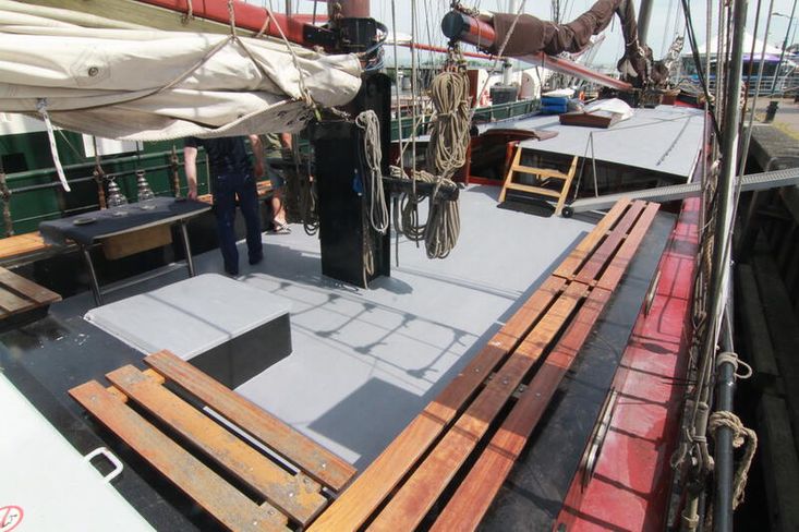 Two mast clipper, new modern interior, with TRIWV certificates 