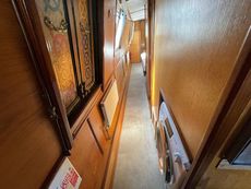 60ft Fox Boats Liveaboard with Washing Machine