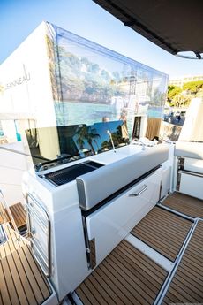 2024 Jeanneau Merry Fisher 895 Sport Series 2