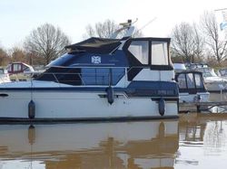 1992 Carver 36 Aft Cabin Flybridge Motoryacht