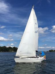 1989 Beneteau First 305