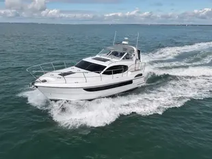 2021 Haines 400 Aft Cabin