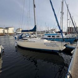 1983 Sigma  33 Cruiser