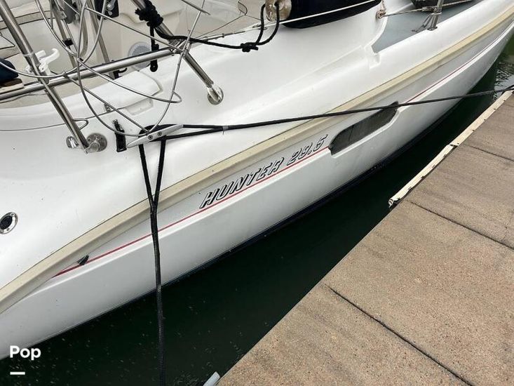 1996 Hunter 29.5