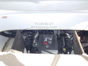 Mariah SC 21 Motor Boat - Engine