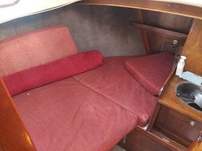 Island Plastics IP 24  - Forward Cabin