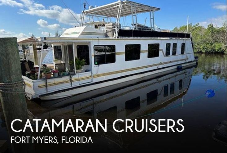 1998 Catamaran Cruisers 62 houseboat