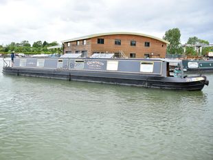 DEWDROP • 2004 57ft 0in cruiser stern 