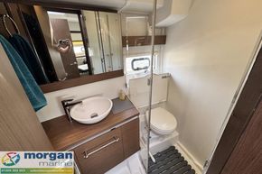 Jeanneau Leader 40 - shower