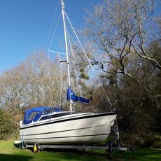 Macgregor 26x Sailboat and Trailer. Open to offers