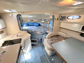 1995 Sea Ray 330 Sundancer 14