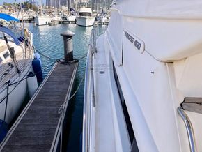 Princess 460  - Side Deck