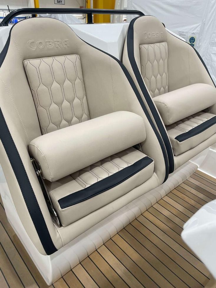 New 2025 Cobra 7.7m