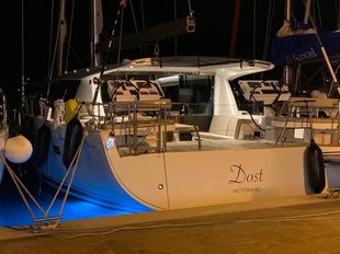 2022 MOODY 54 DS