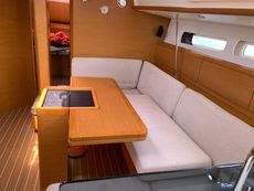 2012 Jeanneau Sun Odyssey 439