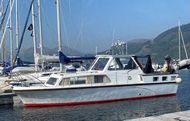 Empress 32 Pippiri II