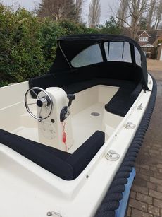 16ft Stylish Family Motor Boat with trailer