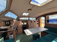 1980 Comanche 32 Motor Sailer