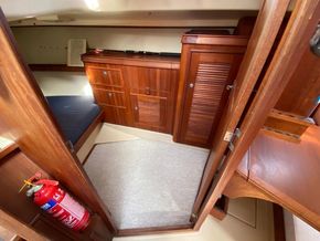 Island Packet 380  - Aft Cabin