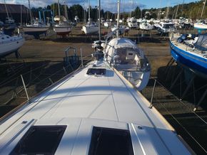 Beneteau Oceanis 45  - Foredeck