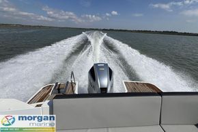 Jeanneau Merry Fisher 795 - back engine