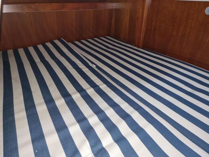 2002 Beneteau Ombrine 800