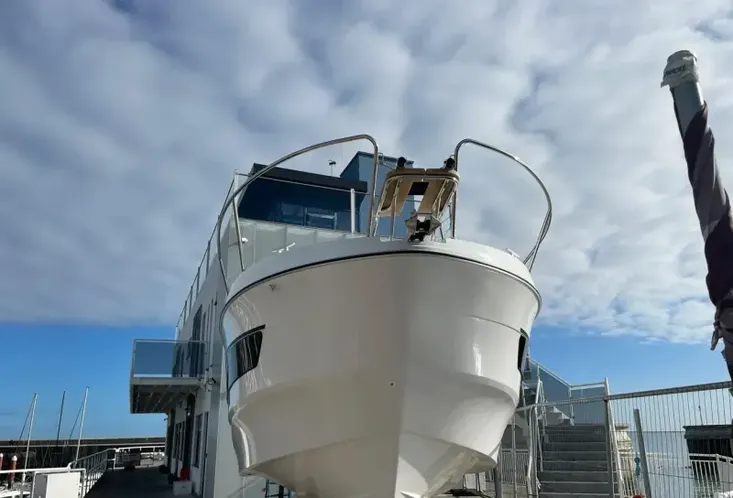 2023 Beneteau Antares 9