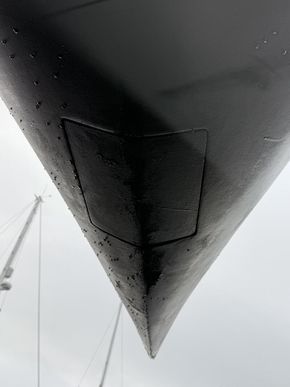Bow thruster closed