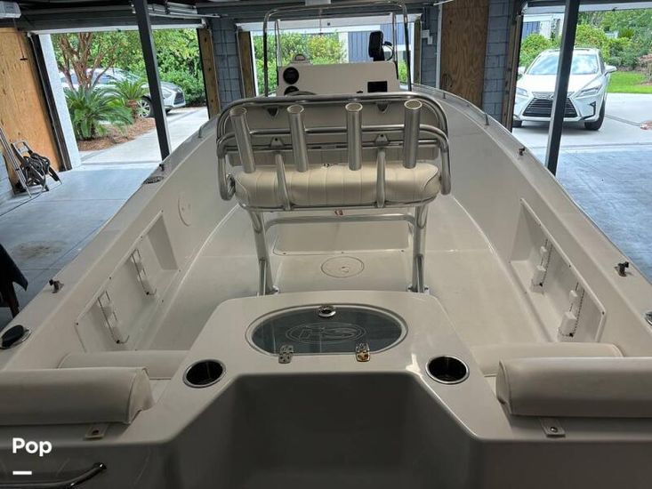 2018 Sea Hunt triton 188