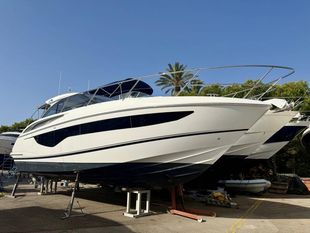 2020 Princess V40