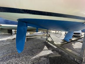 1990 Beneteau First 32s5 9